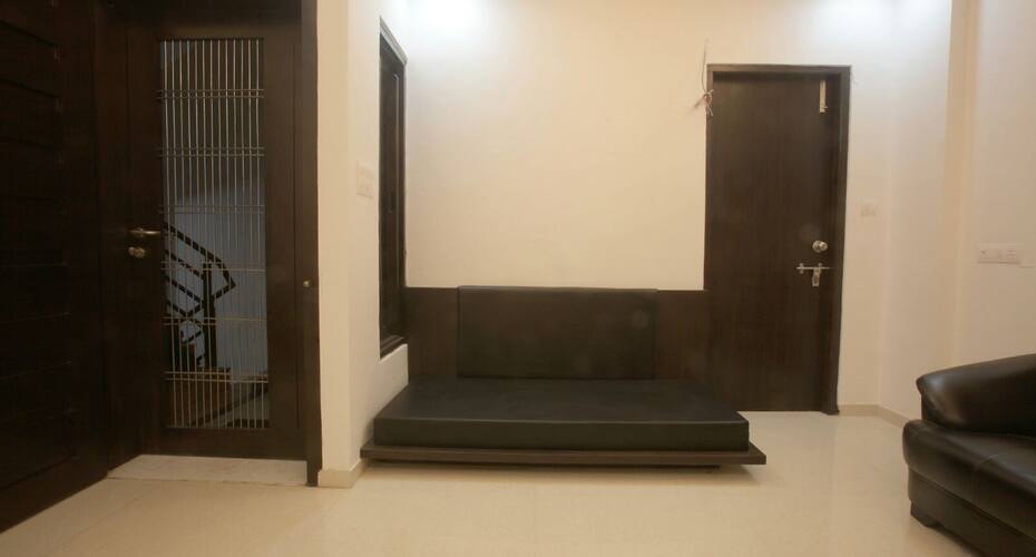 SSKF Srinivas Service Apartment 4, Surat 3